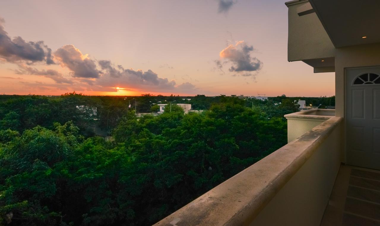 Condo Casa Del Arbol Плая дел Кармен Екстериор снимка